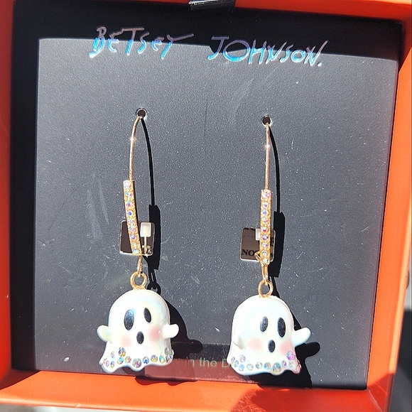 NWT Betsey Johnson Ghost & Spider Web Drop Mismatch Earrings - Picture 4 of 12